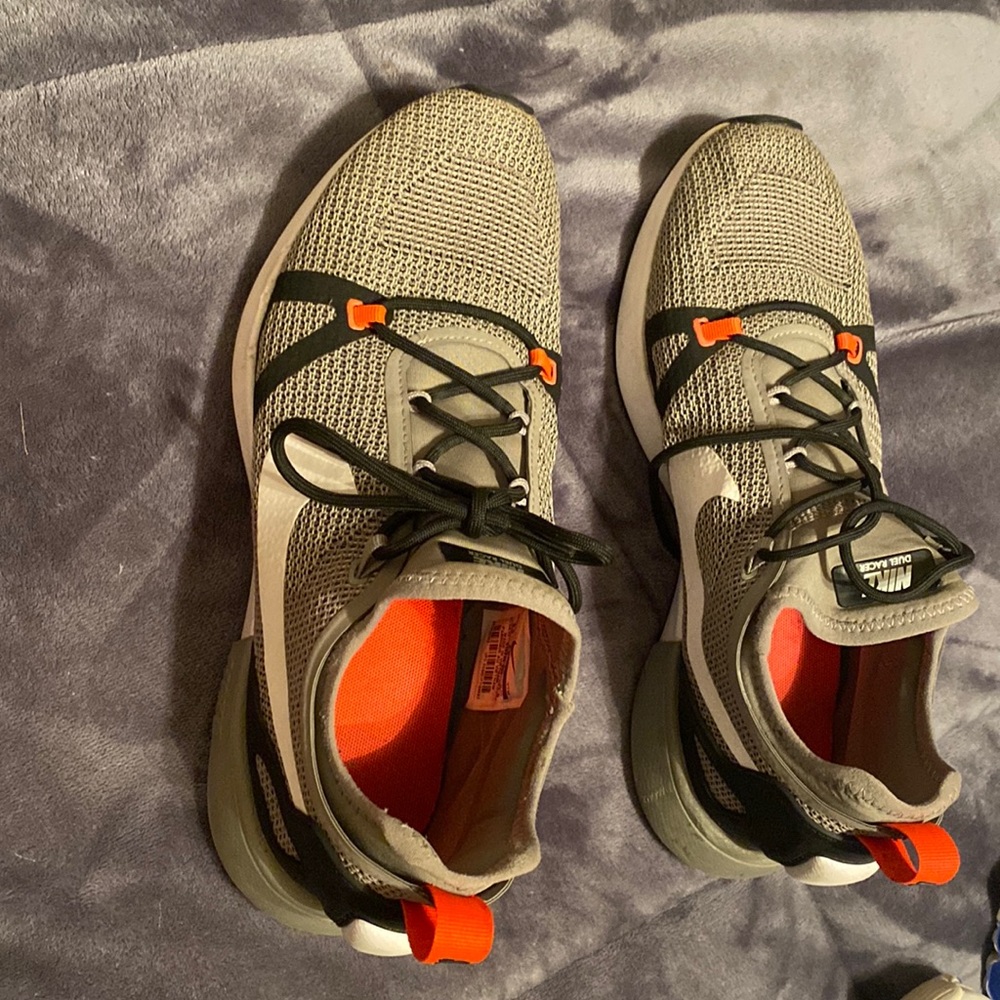 Nike duel racer